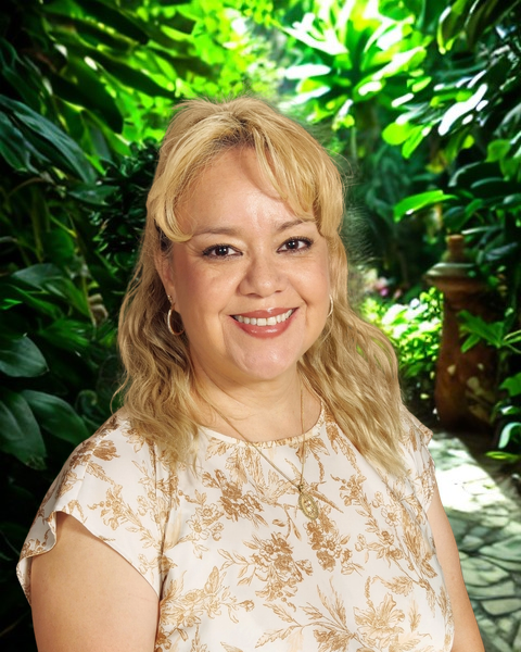 Ms. Flores-Lopez headshot