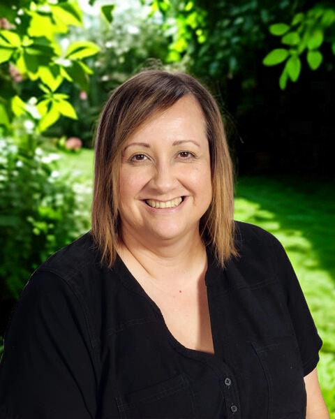 Ms. Reichow headshot